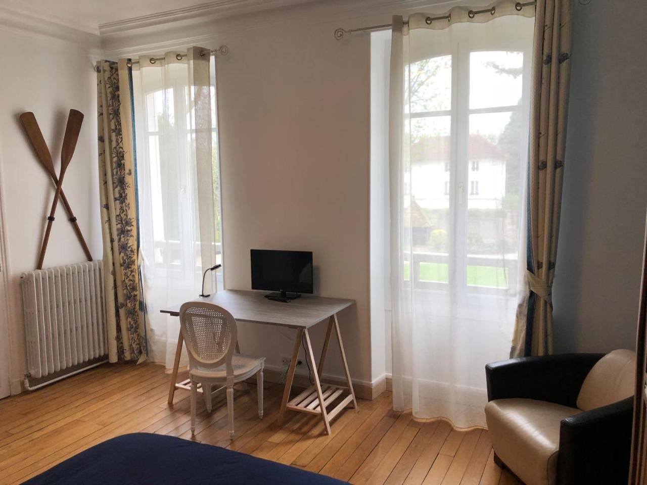 La Villa Rochette Forges-les-Bains Екстериор снимка